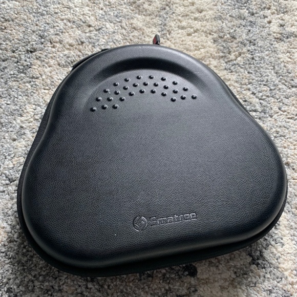 Smatree Airpods Max Charging Dock for Airpods Max, 2000 mAh - Picture 3 of 5